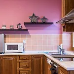 Spacious&Quiet Attic Flat in Centre + PARKING