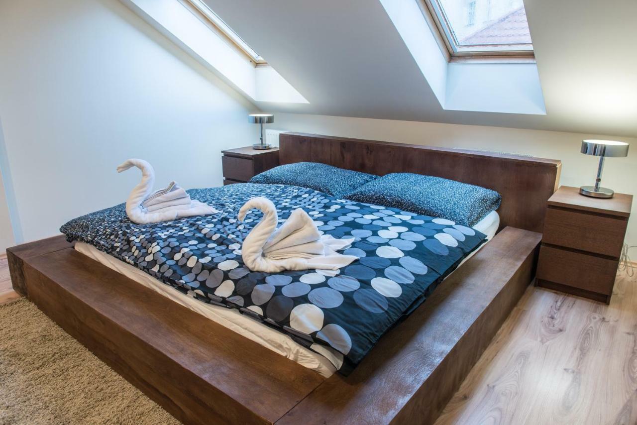 Apartamento Spacious&quiet Attic Flat In Centre + Parking Praga